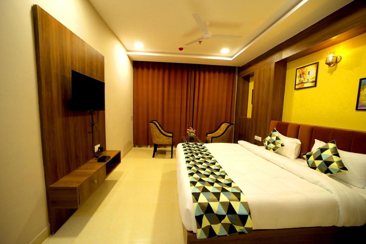 The Sky Imperial - Shahi Hotels & Resort Nathdwara Luaran gambar