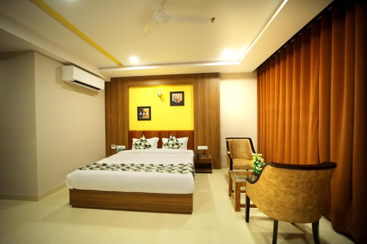 The Sky Imperial - Shahi Hotels & Resort Nathdwara Luaran gambar